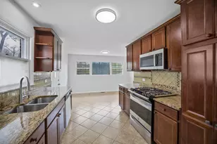 364 Osage St, Park Forest, IL 60466 - Photo 11