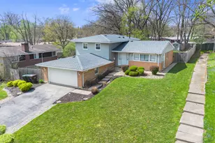 364 Osage St, Park Forest, IL 60466 - Photo 3