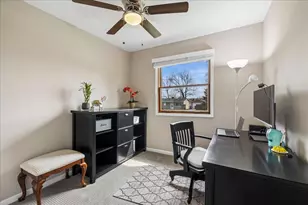 18508 W Woodland Terrace, Gurnee, IL 60031 - Photo 11