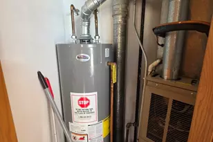 7902 Nagle Ave, Burbank, IL 60459 - Photo 23