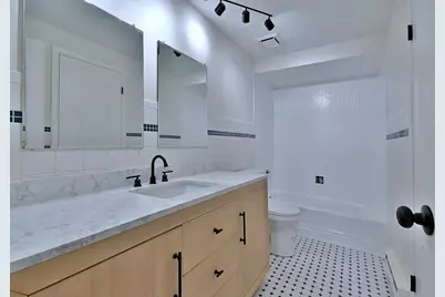 2333 N Neva Avenue #201, Chicago, IL 60707 - Photo 27