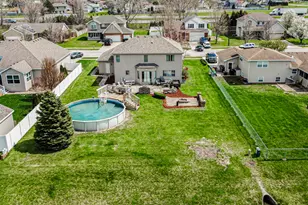 683 Sandburg Dr, Manteno, IL 60950 - Photo 23