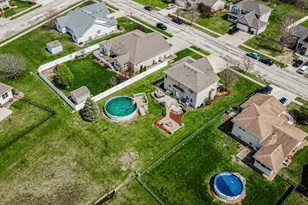 683 Sandburg Dr, Manteno, IL 60950 - Photo 25
