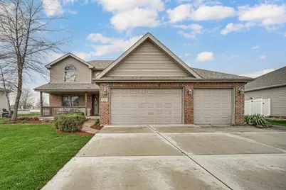 683 Sandburg Drive, Manteno, IL 60950 - Photo 1