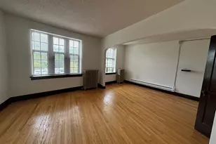 28W573 Stafford Pl, Warrenville, IL 60555 - Photo 5