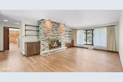 2101 N Center Street, Crest Hill, IL 60403 - Photo 17