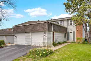 140 Leslie Ln, Bolingbrook, IL 60440 - Photo 1