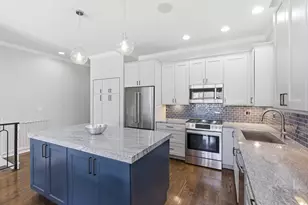 1101 N Wood St, Chicago, IL 60622 - Photo 9