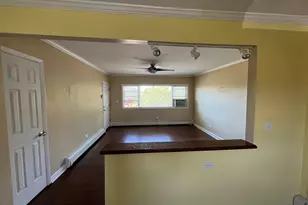 236 W Johnson St, Palatine, IL 60067 - Photo 3