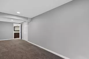 1328 Creighton Ave, Naperville, IL 60565 - Photo 33