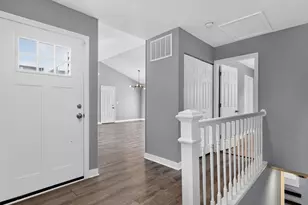 1328 Creighton Ave, Naperville, IL 60565 - Photo 7