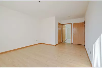 881 N Swift Road #206, Addison, IL 60101 - Photo 21