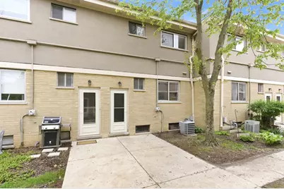 614 S Milwaukee Avenue #E, Libertyville, IL 60048 - Photo 19