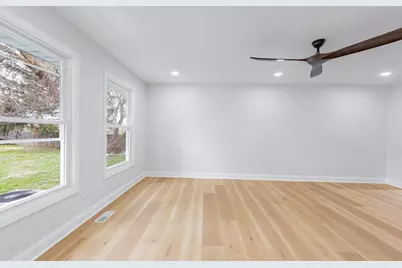5S254 Middle Road, Naperville, IL 60563 - Photo 13