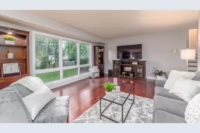 21W021 Marlborough Lane, Lombard, IL 60148 - Photo 9