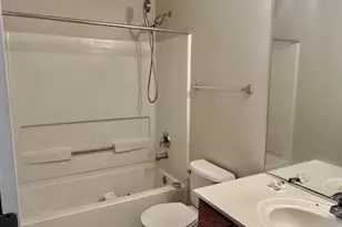 508 Metropolitan St, Aurora, IL 60502 - Photo 13