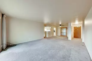 700 N Bruce Ln, Glenwood, IL 60425 - Photo 7