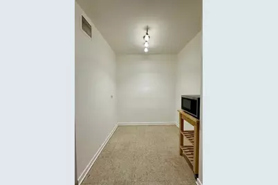 1516 Hinman Avenue #303, Evanston, IL 60201 - Photo 11