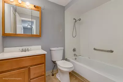 1201 Williamsburg Road, Country Club Hills, IL 60478 - Photo 13