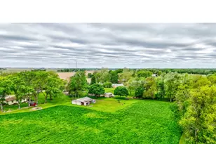 1907 Coalville Rd, Streator, IL 61364 - Photo 29