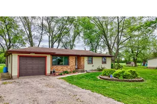 1907 Coalville Rd, Streator, IL 61364 - Photo 3