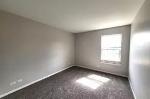 18392 Springwood Dr, Grayslake, IL 60030 - Photo 17