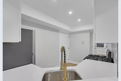 10347 Dearlove Road #302, Glenview, IL 60025 - Photo 11