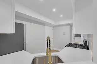 10347 Dearlove Rd, Glenview, IL 60025 - Photo 11