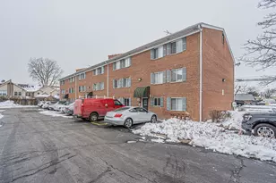 10347 Dearlove Rd, Glenview, IL 60025 - Photo 23