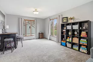 476 Gerry St, Woodstock, IL 60098 - Photo 9