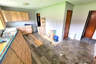 2569 E 22nd Rd, Marseilles, IL 61341 - Photo 5