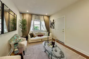 1247 N Rockwell St, Chicago, IL 60622 - Photo 3