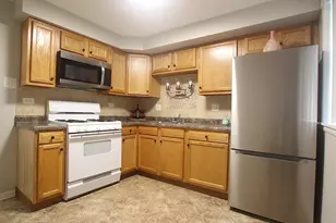 10931 S Lloyd Dr, Worth, IL 60482 - Photo 5