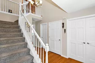 3916 Nighthawk Ct, Naperville, IL 60540 - Photo 3