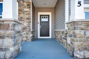 3635 Ambrosia Dr, Naperville, IL 60564 - Photo 3