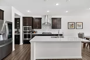 3635 Ambrosia Dr, Naperville, IL 60564 - Photo 9