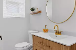 6647 W 59th St, Chicago, IL 60638 - Photo 11