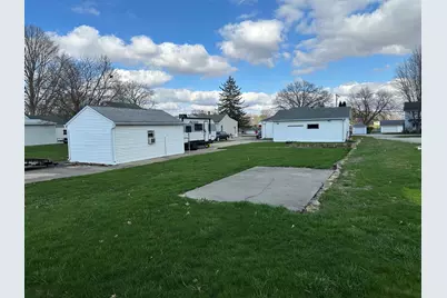 627 Genesee Avenue, Morrison, IL 61270 - Photo 19