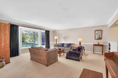 3405 Lakeshore Drive, Champaign, IL 61822 - Photo 9