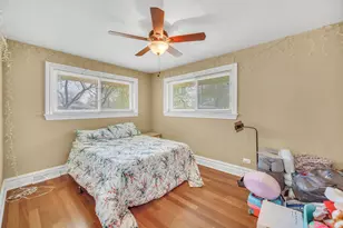 256 W Kathleen Dr, Des Plaines, IL 60016 - Photo 11