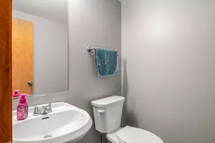 26258 Squire Ln, Channahon, IL 60410 - Photo 5