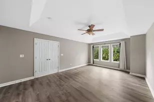 299 Arbor Glen Blvd, Schaumburg, IL 60195 - Photo 17
