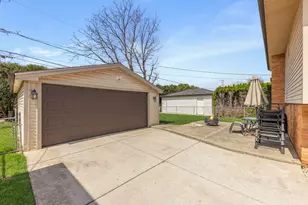 [Address not provided], Westchester, IL 60154 - Photo 21
