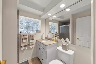 [Address not provided], Westchester, IL 60154 - Photo 13