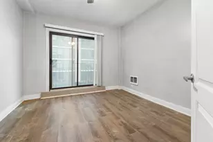 4520 N Clarendon Ave, Chicago, IL 60640 - Photo 3