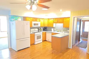 2041 E Gaisor Dr, Crete, IL 60417 - Photo 5