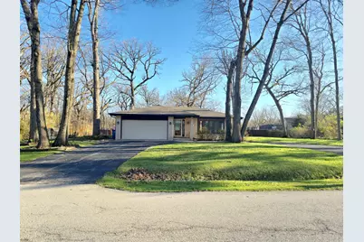 2041 E Gaisor Drive, Crete, IL 60417 - Photo 1