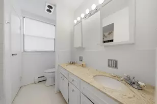 415 Wesley Ave, Oak Park, IL 60302 - Photo 17