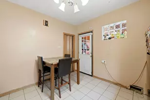 3135 N Kilbourn Ave, Chicago, IL 60641 - Photo 9