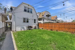 3135 N Kilbourn Ave, Chicago, IL 60641 - Photo 31
